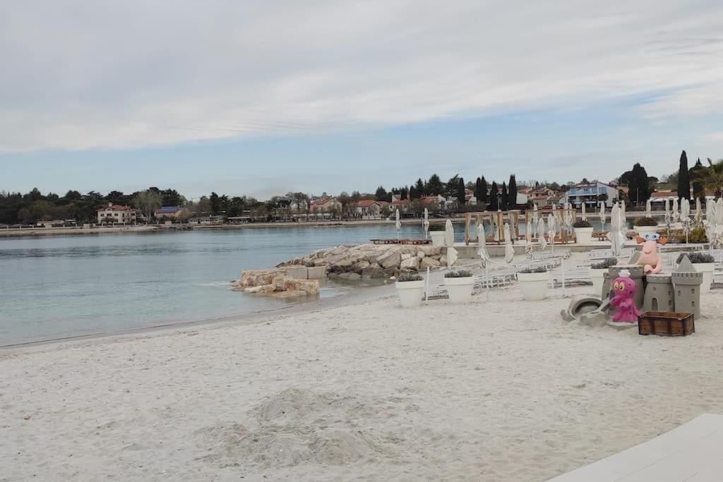 Modern Apartment In Poreč Eksteriør bilde